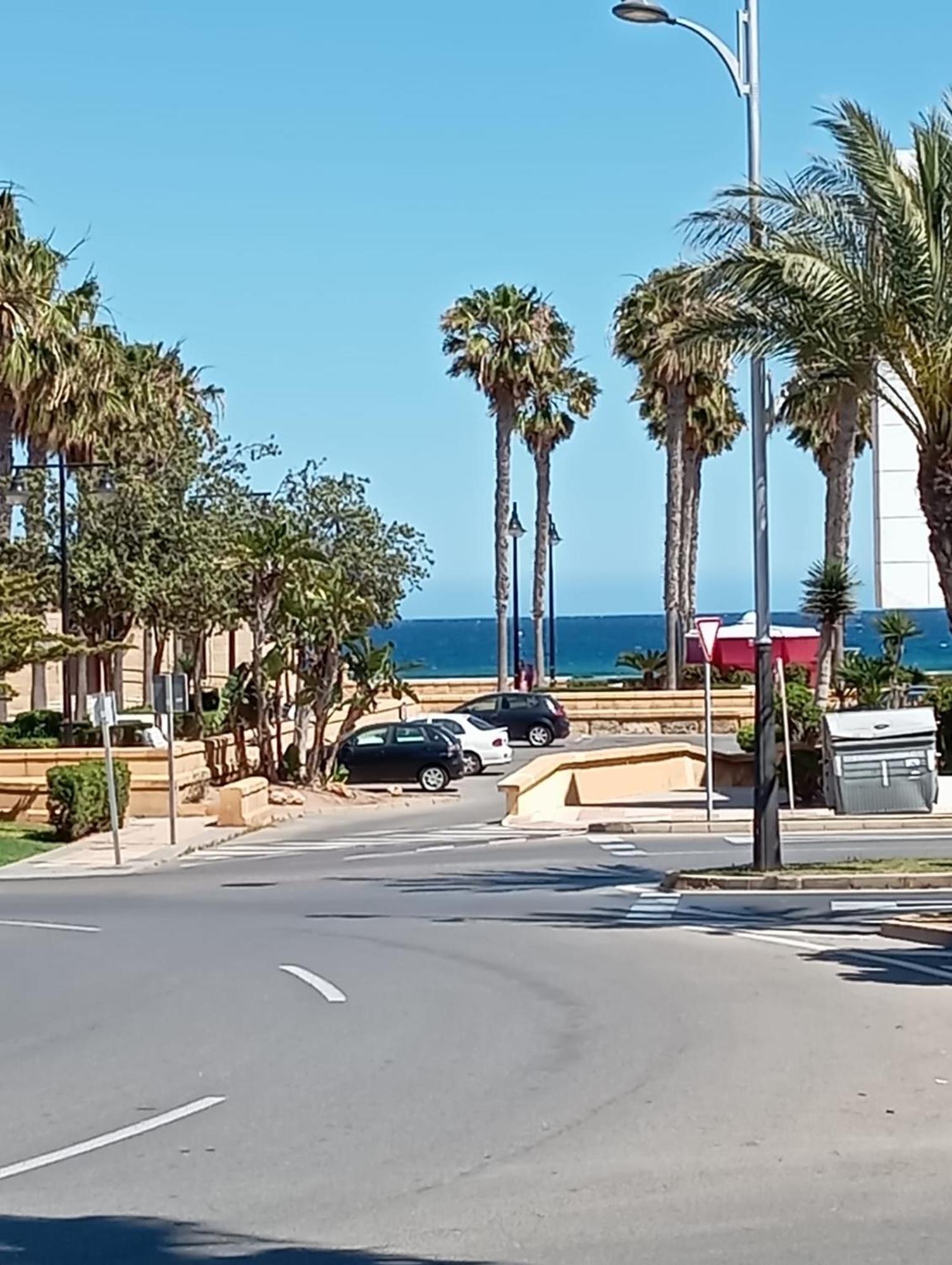 Apartamento Leyaros Roquetas de Mar Dış mekan fotoğraf