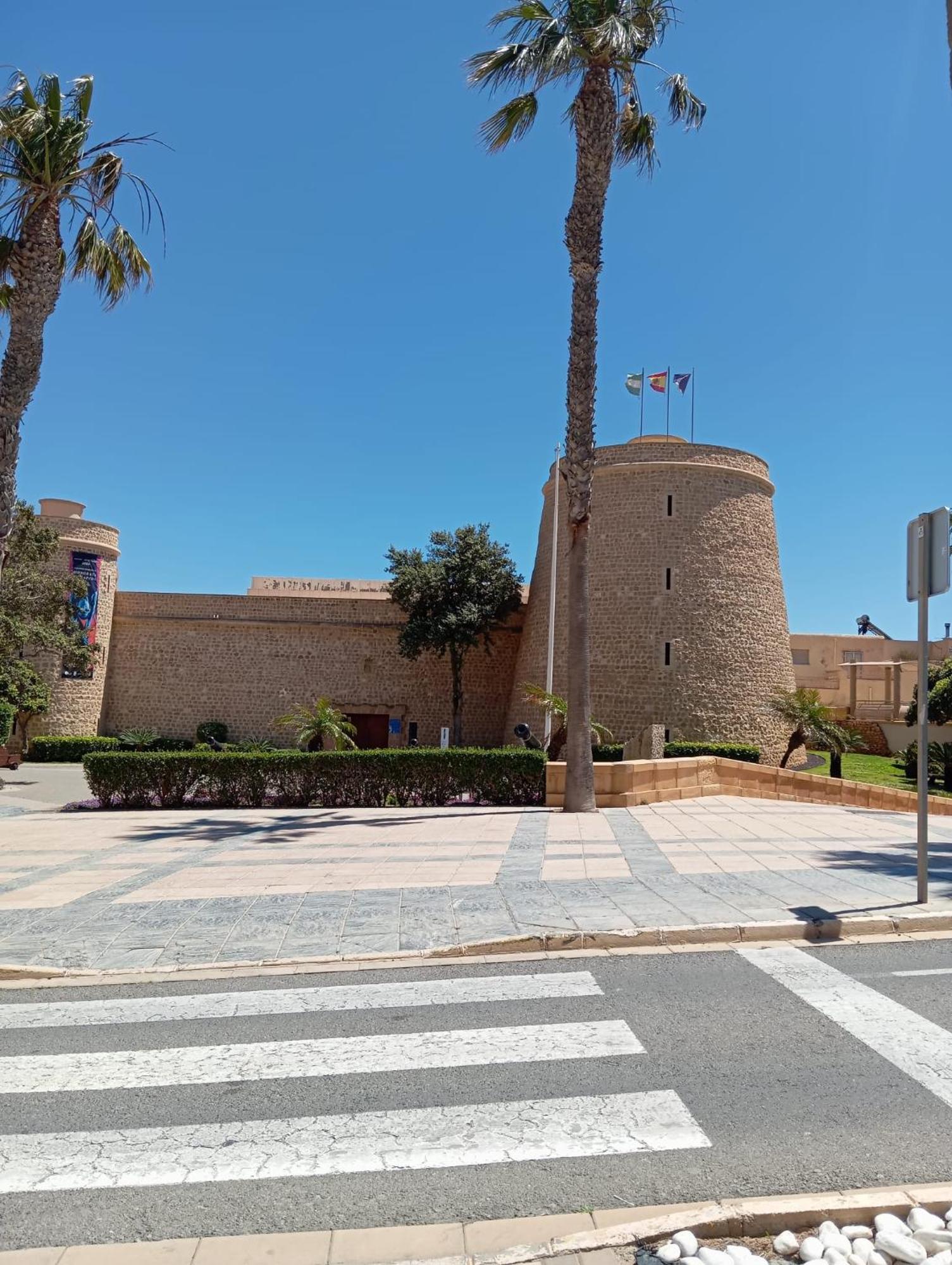 Apartamento Leyaros Roquetas de Mar Dış mekan fotoğraf